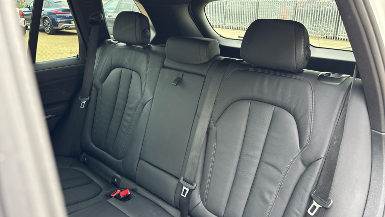 BMW X5 xDrive30d MHT M Sport 5dr Auto Diesel Estate